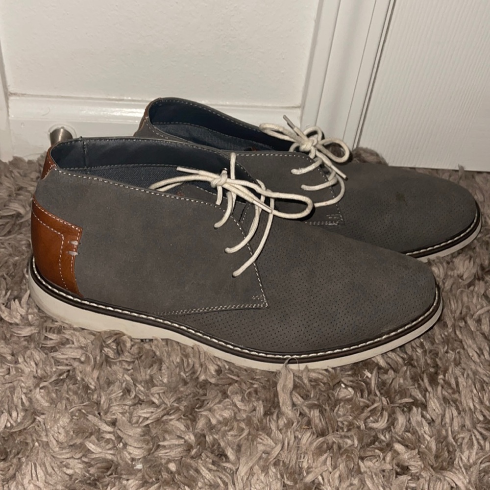 Dress shoes